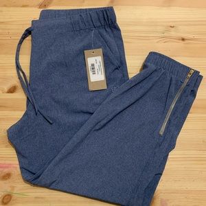 Albion Medium Petite Jetsetters